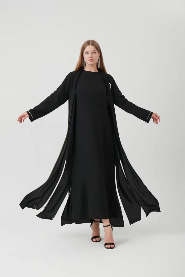 ETEĞİ PARÇALI ZİNCİRLİ ABAYA SİYAH