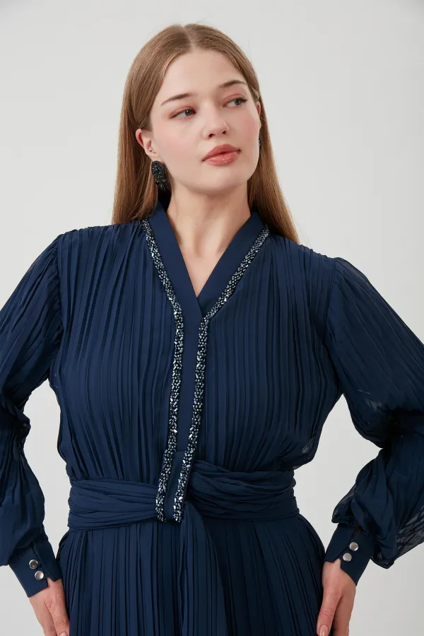 SHR MODEL TAŞLI PİLİSELİ ELBİSE LACİVERT