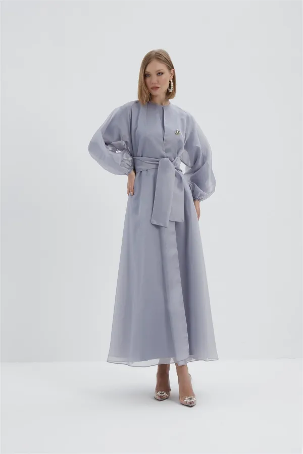 Aimee Broş Detaylı Abaya GRİ